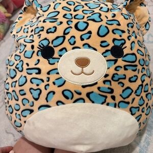 Giant cheetah squish, mellow